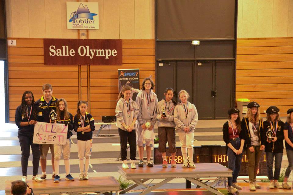 Podium par équipe fille