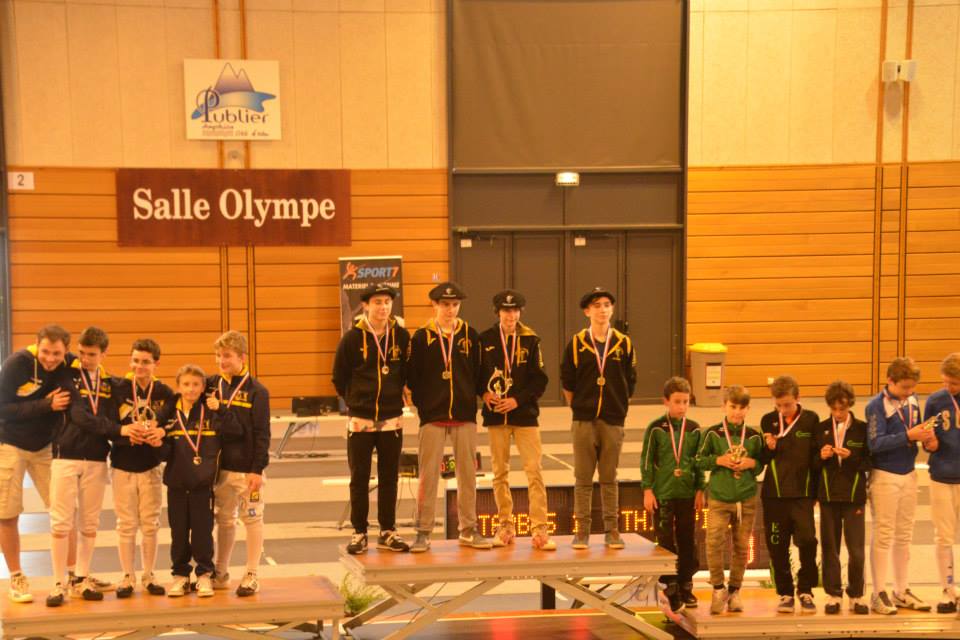 Podium par équipe garçons